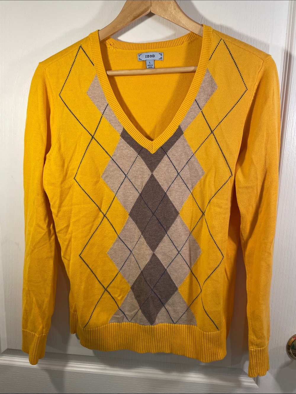 Izod Men's Yellow V-Neck Argyle Sweater with Beige and Brown Diamonds